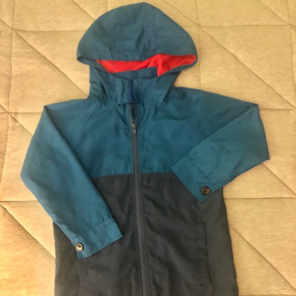 Light Rain Coat for Sale - Picture 2 of 4